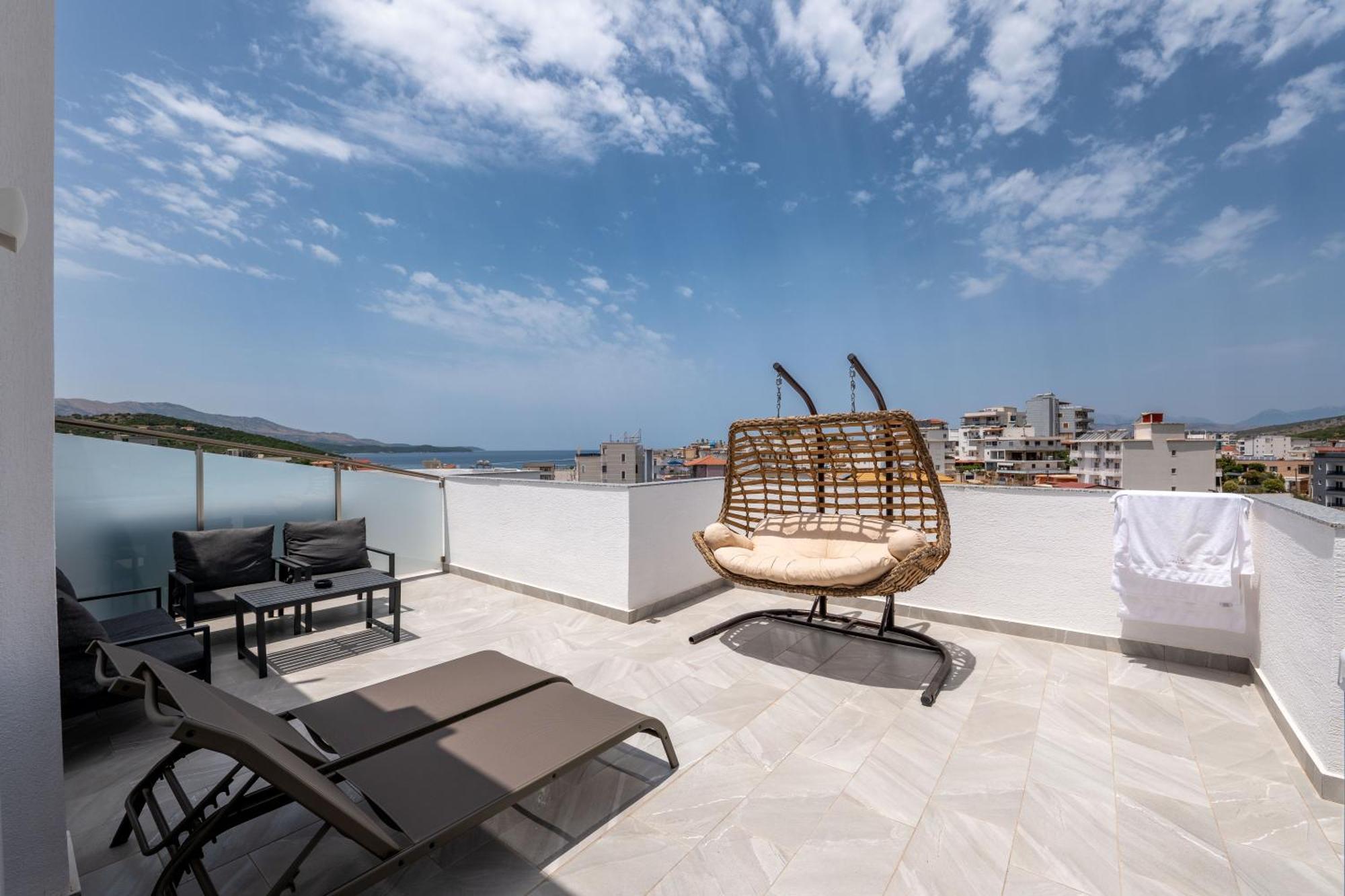 Duka'S Hotel Ксаміл Екстер'єр фото